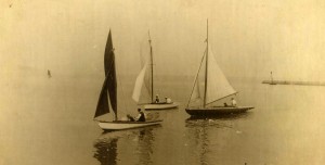 Weymouth Corinthian Sailing Club 1908.  (L to R.  Waterwitch, Clara and Argula)