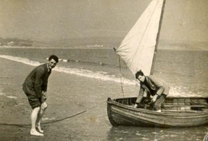 Tony Bennett and John Robb on Preston beach 1936
